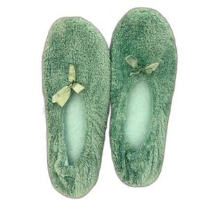 Slippers Full Foot Size S (4-5) Seafoam Green Rubber Nonslip Sole Cozycore Comfy